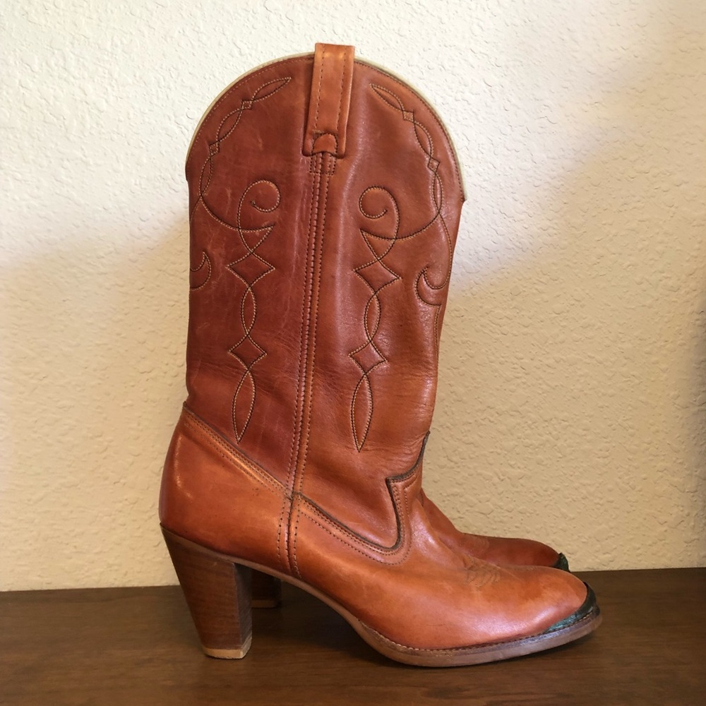 *SOLD* Vintage Acme Western Boots
